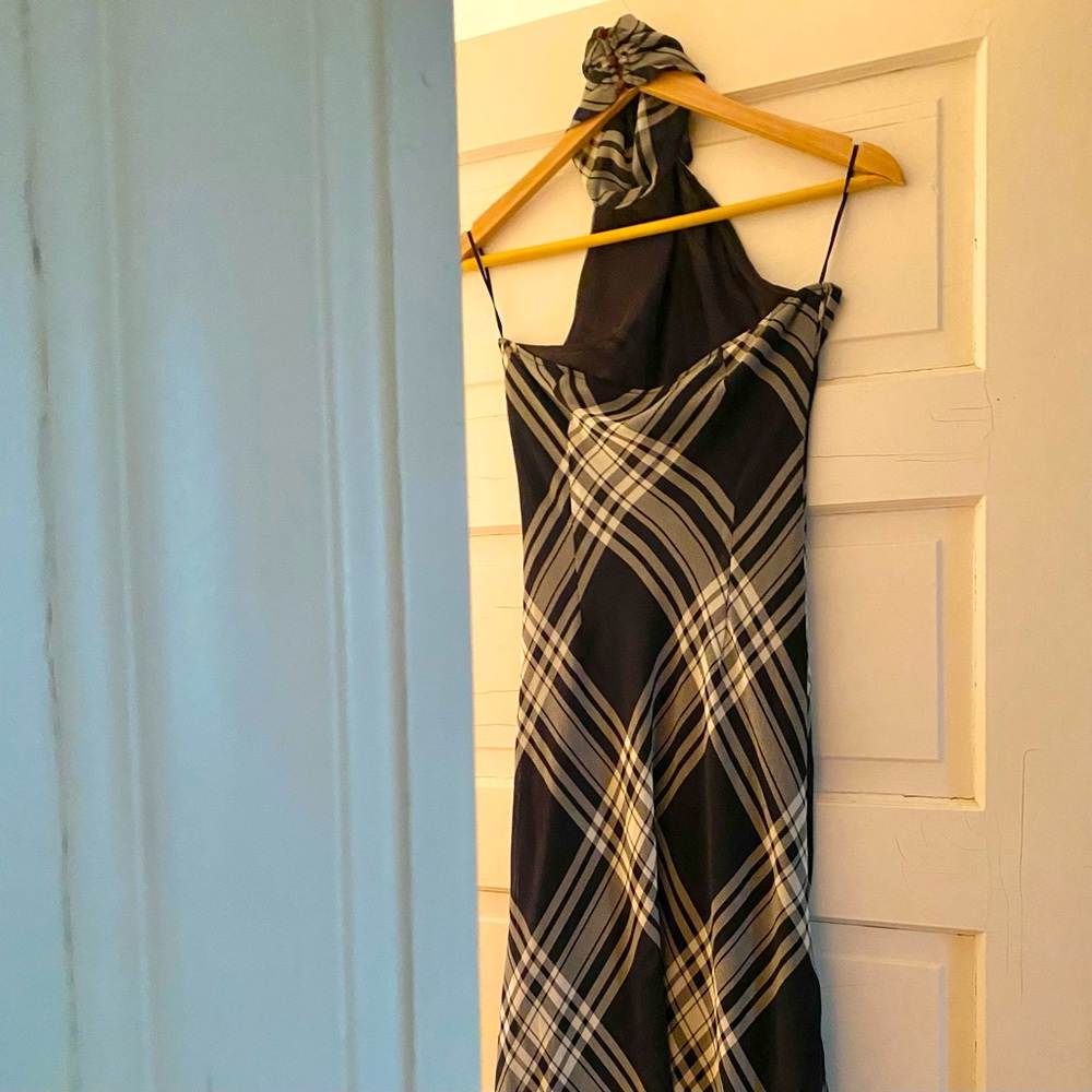 Beautiful black & white dress. Made in spain. See pictures for details. - Picture 12 of 14